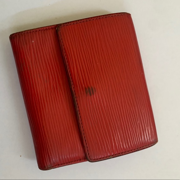 Vintage Louis Vuitton Elise Wallet Red Epi Leather - Picture 2 of 11